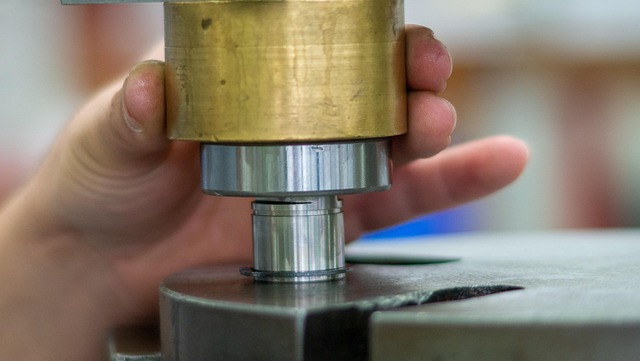 freelancer project management tool client portal time tracking invoicing